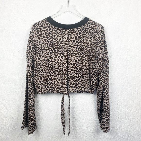 Varley | Milldale Long Sleeve Leopard Print Open Back Pullover - Picture 3 of 7
